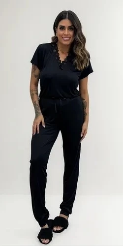 PIJAMA CALÇA E BLUSA MANGA CURTA COM DETALHE EM RENDA